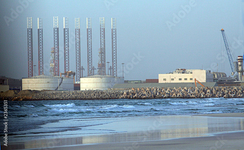 Photo: industrie in sharjah industrie in sharjah