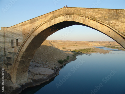 Foto: the bridge over the euphrates the bridge over the euphrates