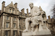 statue au trinity college statue au trinity college