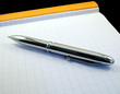 photo de stylo et papier