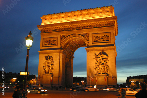 arc de triomphe by night arc de triomphe by night