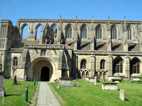 Photo: church and cemetery. old construction church and cemetery. old construction