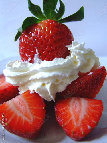 erdbeeren mit sahne