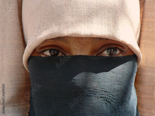 Foto: femme voilée femme voilée