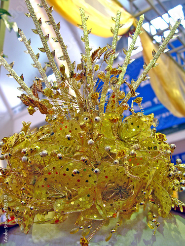 Photo: chinese crown chinese crown