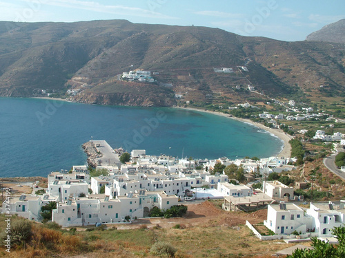 hafen aigialis auf insel amorgos