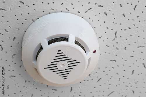 smoke detector on ceiling smoke detector on ceiling