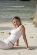 frau im sand