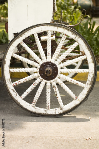 Photo: wheel of horse carriage wheel of horse carriage