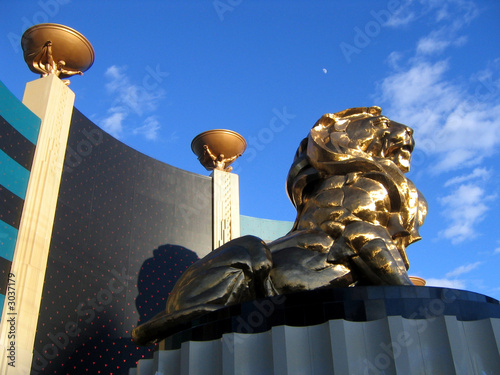 lion at mgm grand hotel