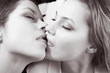 girls kiss