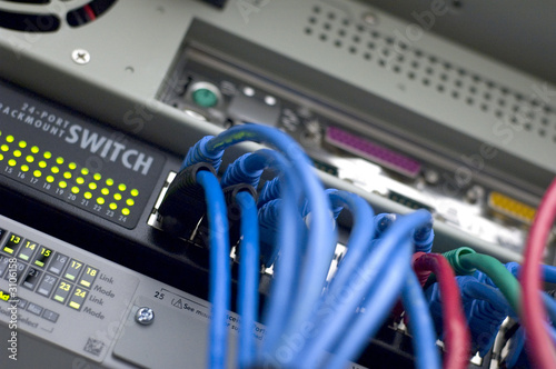 server switch cat5 cables in network