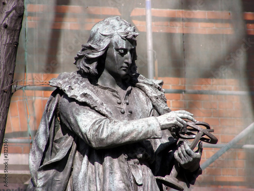 copernicus monument in krakow