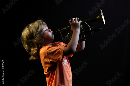 Foto: trompette d'enfant trompette d'enfant