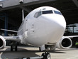 flugzeug im hangar