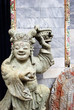 statue