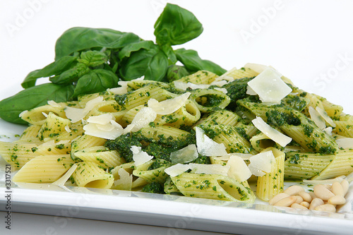 Foto: pasta al pesto pasta al pesto