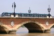 bordeaux pont de pierre tramway