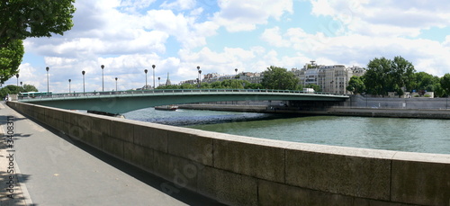 pont de l'alma paris viii