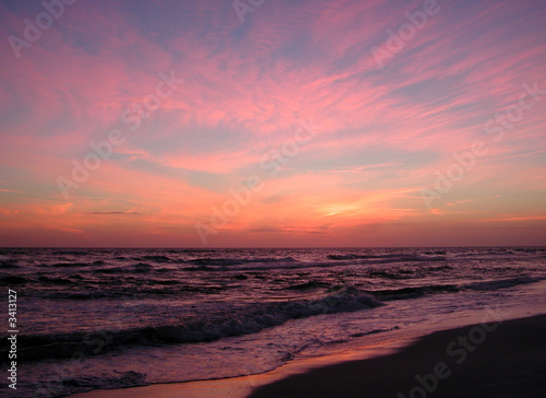 Photo: pink horizon pink horizon