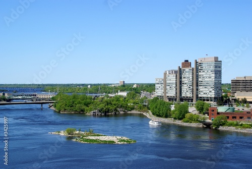 Photo: accross the river is a city accross the river is a city
