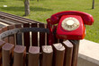telefono rojo