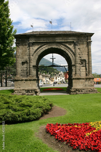 Arco Romano di Augusto in aosta Arco Romano di Augusto in aosta
