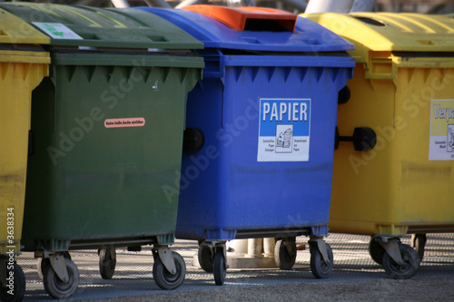 Foto: Müllcontainer Müllcontainer