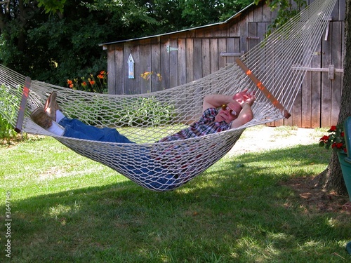 Sleeping+man+under+tree