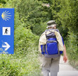 Peregrino haciendo el Camino de Santiago en España.