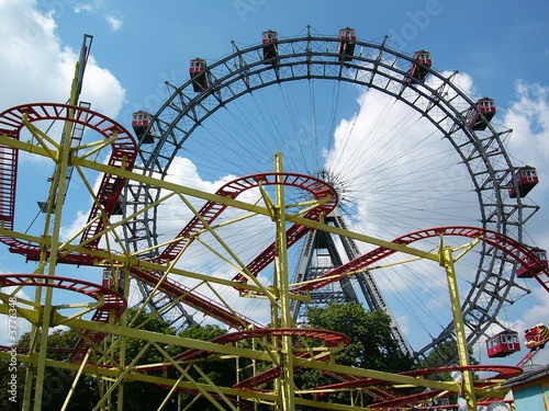 Photo: fête foraine au parc de Vienne fête foraine au parc de Vienne