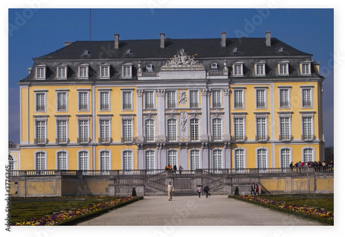 Foto: Schloss Augustusburg in Brühl bei Köln Schloss Augustusburg in Brühl bei Köln