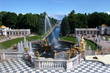 Peterhof - Blick über den Kanal zum finnischen Meerbusen