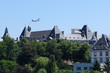 Flieger über den Dächern von Luxemburg