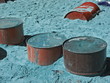 öl fass am strand