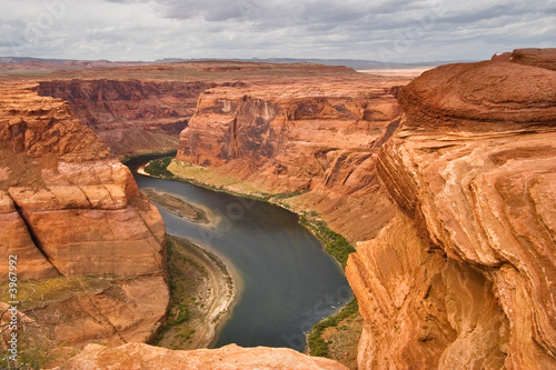 Foto: Deep canyon. Deep canyon.