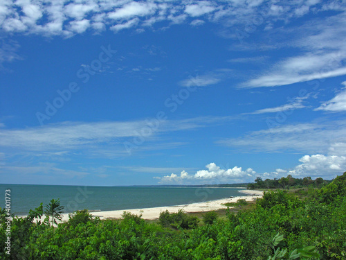 Plage de Nyonie au Gabon Plage de Nyonie au Gabon