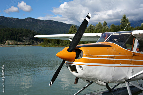 Float plane