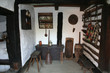 intérieur d'une chaumière