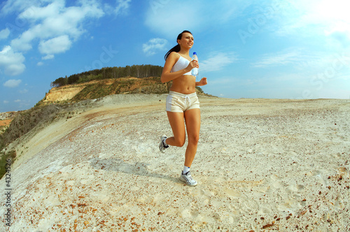 Foto: girl run girl run