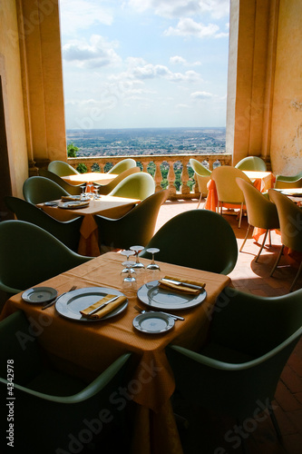 Photo: Elegant restaurant Elegant restaurant
