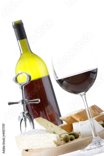 Photo: rotwein und käse rotwein und käse
