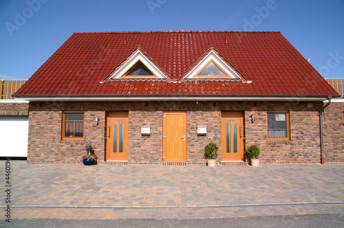 Neubau-Doppelhaus
