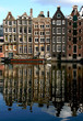 reflets d'immeubles