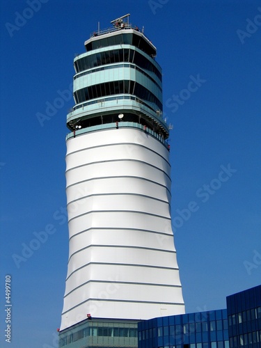 Photo: Flughafen Tower Wien Flughafen Tower Wien
