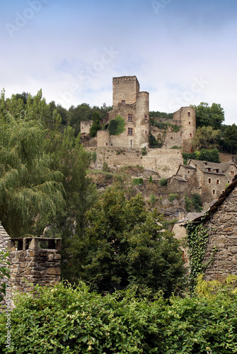 Castillo de BELCASTEL - Midi-Pyrénées - Dep. de Aveyron - France Castillo de BELCASTEL - Midi-Pyrénées - Dep. de Aveyron - France