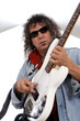 Musicien joue de la guitare Musicien joue de la guitare