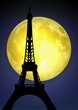Tour Eiffel devant Lune