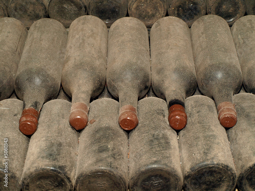 Foto: wine bottles wine bottles