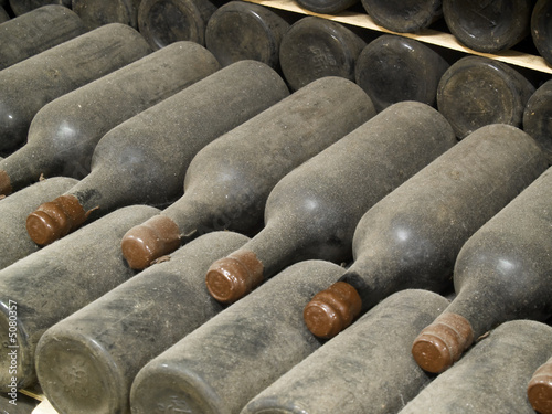 Foto: wine bottles wine bottles